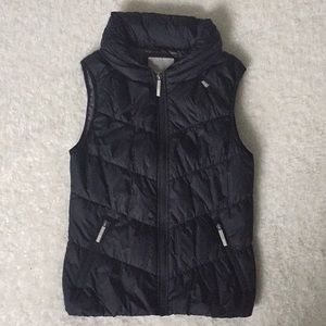 Black Bench Puffer Vest